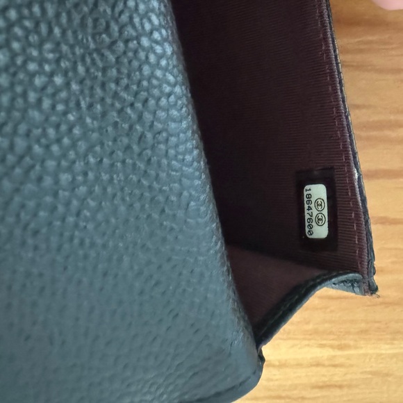 CHANEL Black Caviar XL Clutch/Wallet with Removeable card/coin Insert - Picture 5 of 5